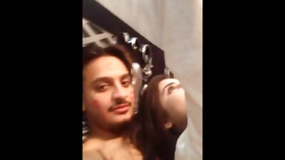 سینگ بالغ جوڑے کو ایک خفیہ کیمرے نے زبانی جنسی تعلقات کے ذریعے فلمایا